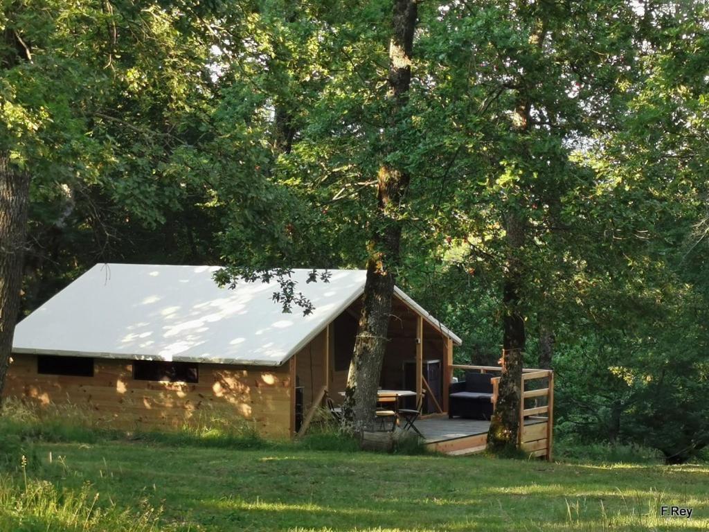 Hotel Drome Esprit Nature Le Poët-Célard Zewnętrze zdjęcie